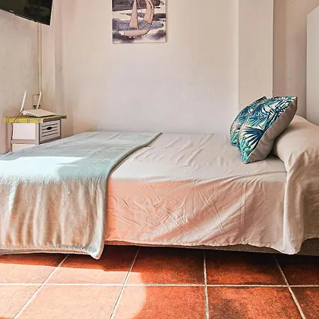 Close To The 아파트 *