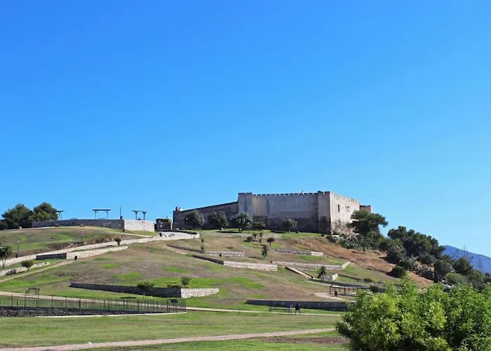 Close To The 아파트 푸엔히롤라